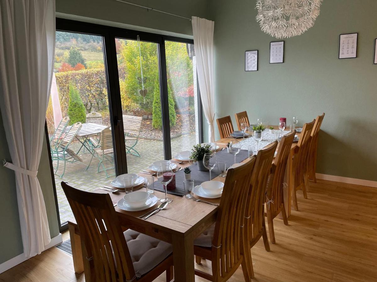 Villa Traumhaus Am Maar à Schalkenmehren Extérieur photo